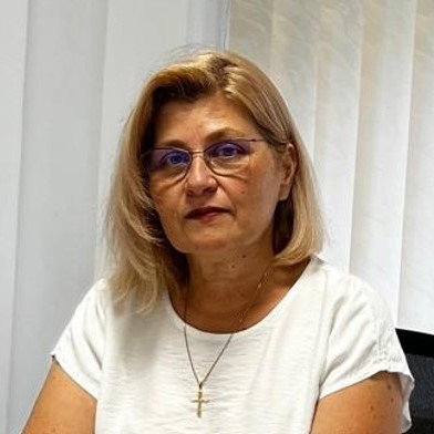 Dr. Vintila Daniela